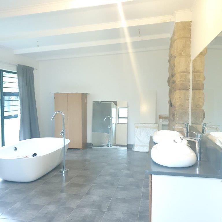 7 Bedroom Property for Sale in Ladybrand Free State